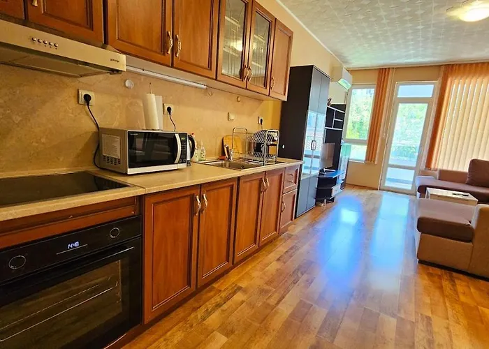 House Апартаменты Бургас