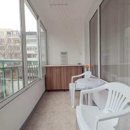 Апартаменты House